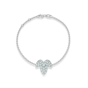 GLACE diamond bracelet in 18k white gold with pavé centerpiece