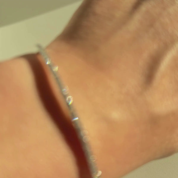 FELXIA flexibles Diamant-Tennisarmband mit 2,00 ct natürlichen Diamanten – filigranes Design und eleganter Tragekomfort